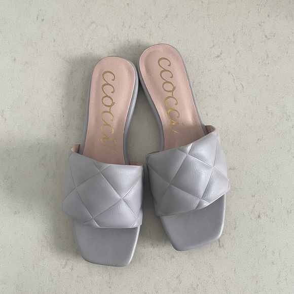 CCOCCI, grey/cream slide sandal, size 7.5 NEW - Picture 2 of 4